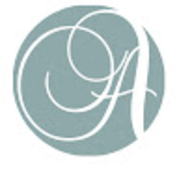 Meet your Posher, Audrey - Picture 1 of 1